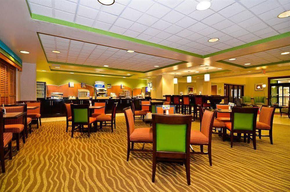 Holiday Inn Express Atlanta - Northeast I-85 - Clairmont Road By Ihg Chamblee Exterior foto